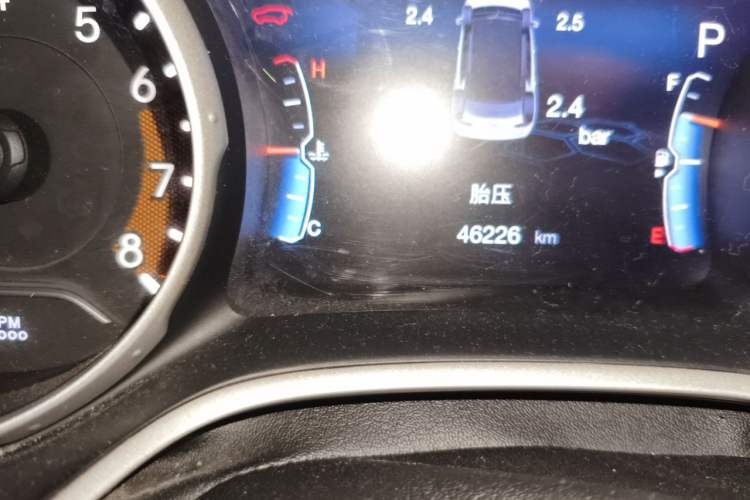 Used Jeep Compass 2017 200T Automatic Family Edition Odometer Close Up