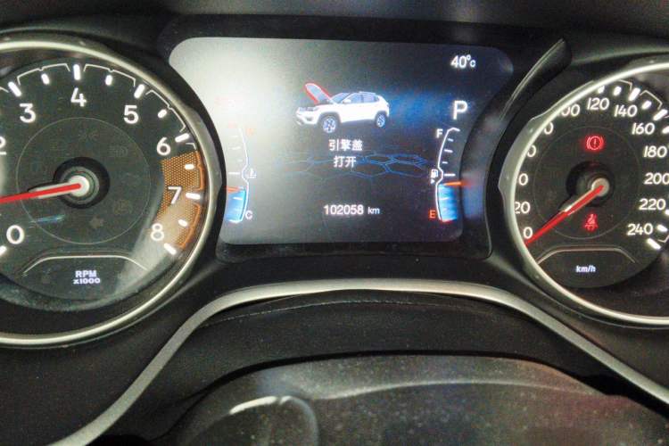Used Jeep Compass 2017 200T Automatic Family Enjoyment Four-Wheel Drive Edition Odometer Close Up