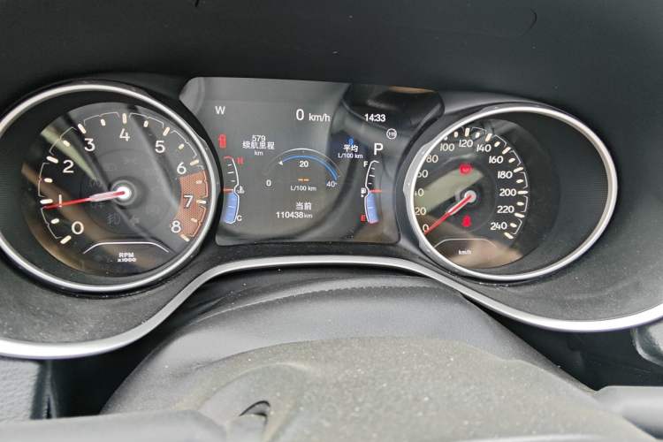 Used Jeep Compass 2017 200T Automatic Family Edition Odometer Close Up