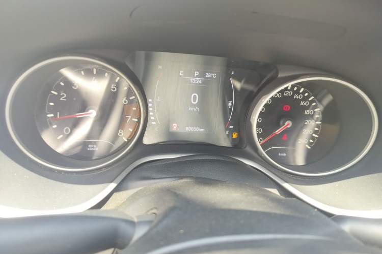 Used Jeep Compass 2017 200T Automatic Enjoyment Edition Odometer Close Up