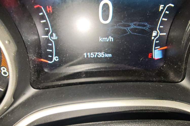 Used Jeep Compass 2017 200T Automatic Family Edition Odometer Close Up