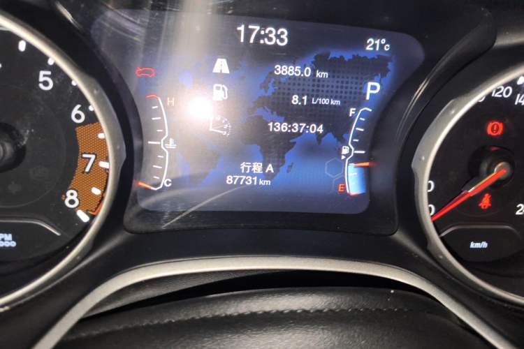 Used Jeep Compass 2017 200T Automatic Family Edition Odometer Close Up