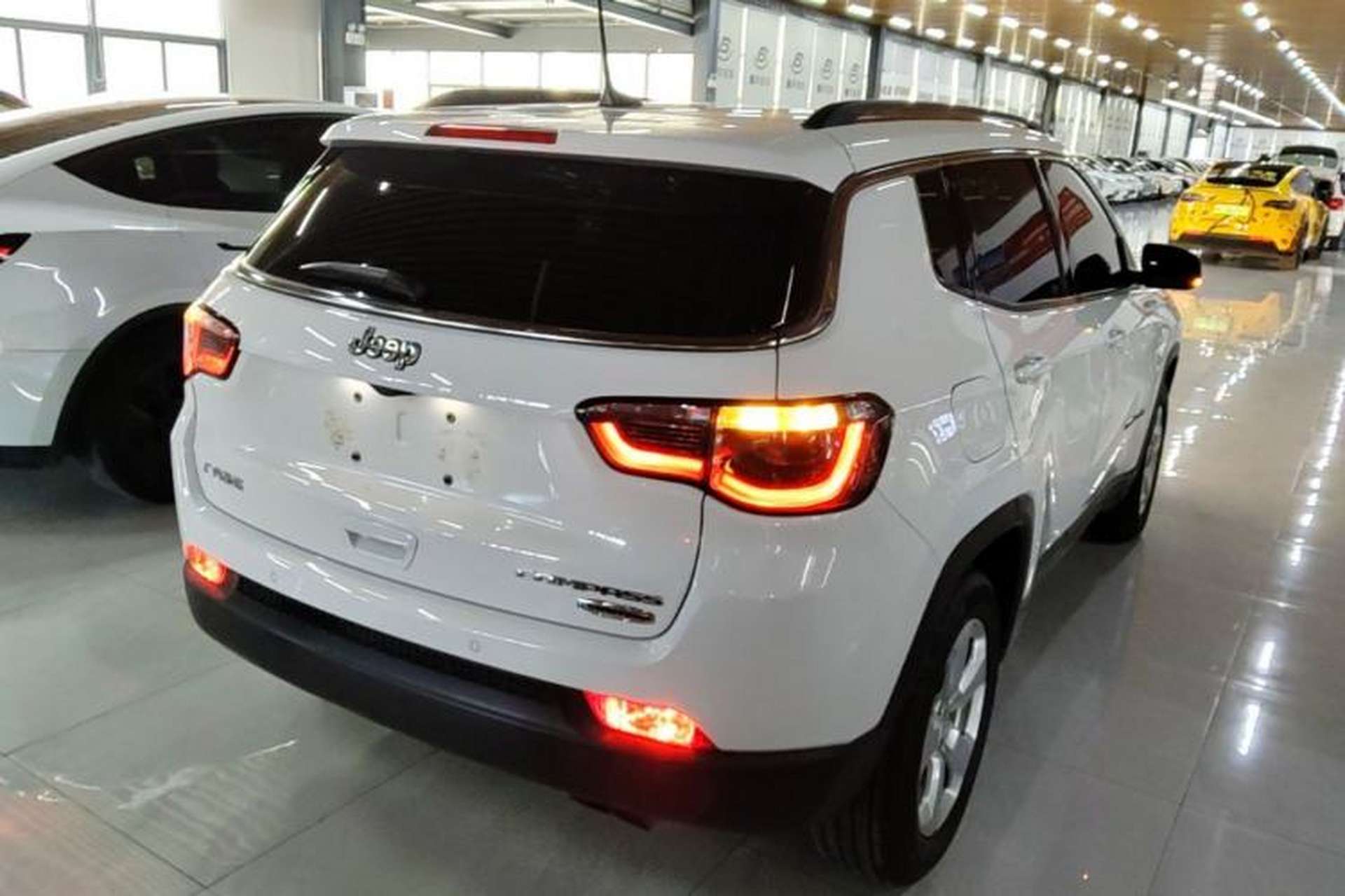Used Jeep Compass 2017 200T Automatic Family Edition Rear Right 45 Deg