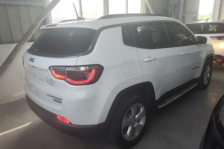 Used Jeep Compass 2017 200T Automatic Family Edition Rear Right 45 Deg
