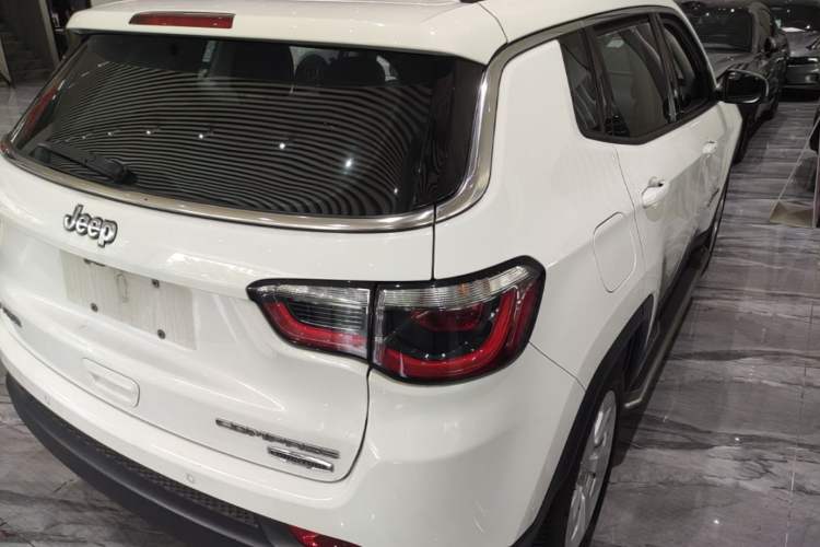 Used Jeep Compass 2017 200T Automatic Family Edition Rear Right 45 Deg