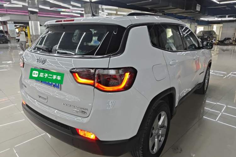 Used Jeep Compass 2017 200T Automatic Family Edition Rear Right 45 Deg