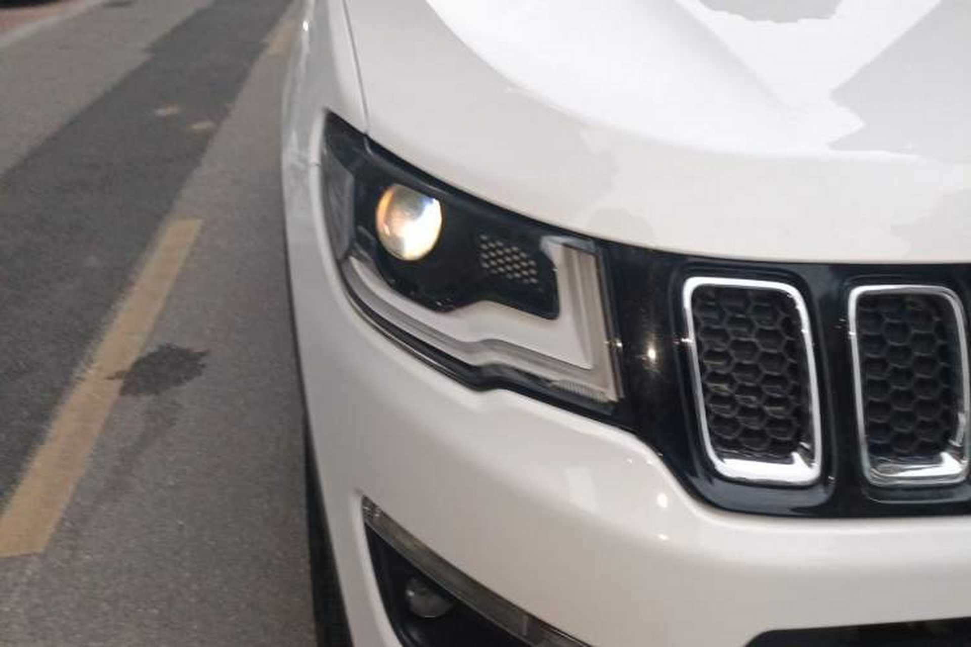 Used Jeep Compass 2017 200T Automatic Family Edition Right Front Headlight