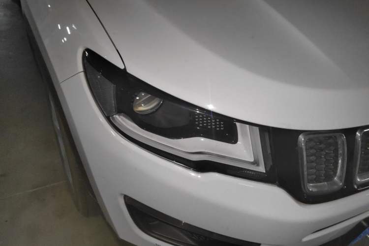 Used Jeep Compass 2017 200T Automatic Family Edition Right Front Headlight