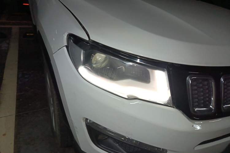 Used Jeep Compass 2017 200T Automatic Family Edition Right Front Headlight