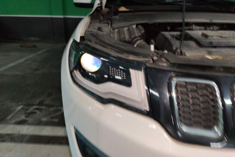 Used Jeep Compass 2017 200T Automatic Family Edition Right Front Headlight