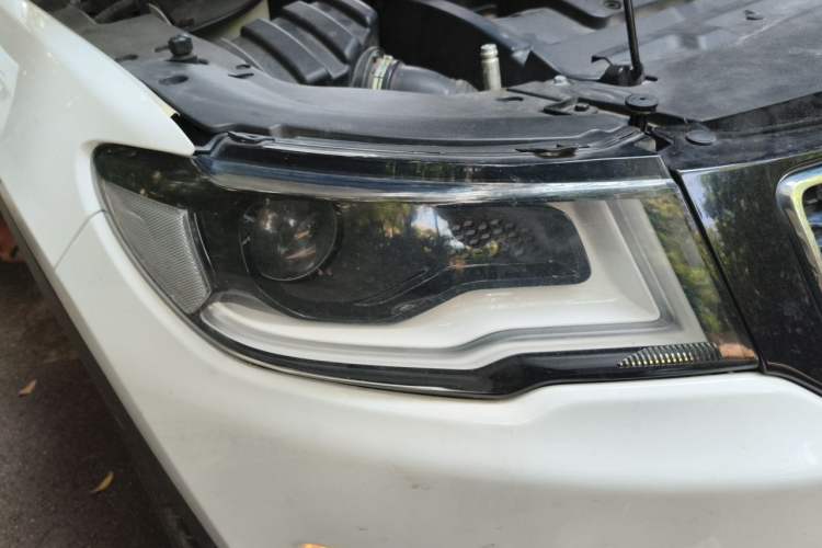 Used Jeep Compass 2017 200T Automatic Family Edition Right Front Headlight