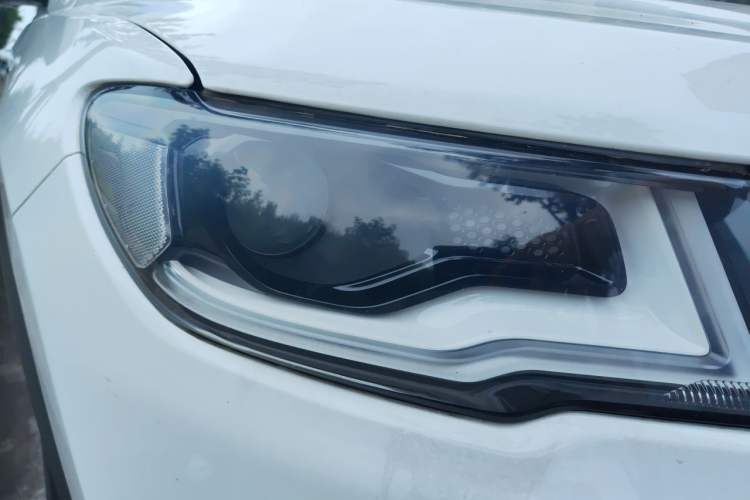 Used Jeep Compass 2017 200T Automatic Family Edition Right Front Headlight