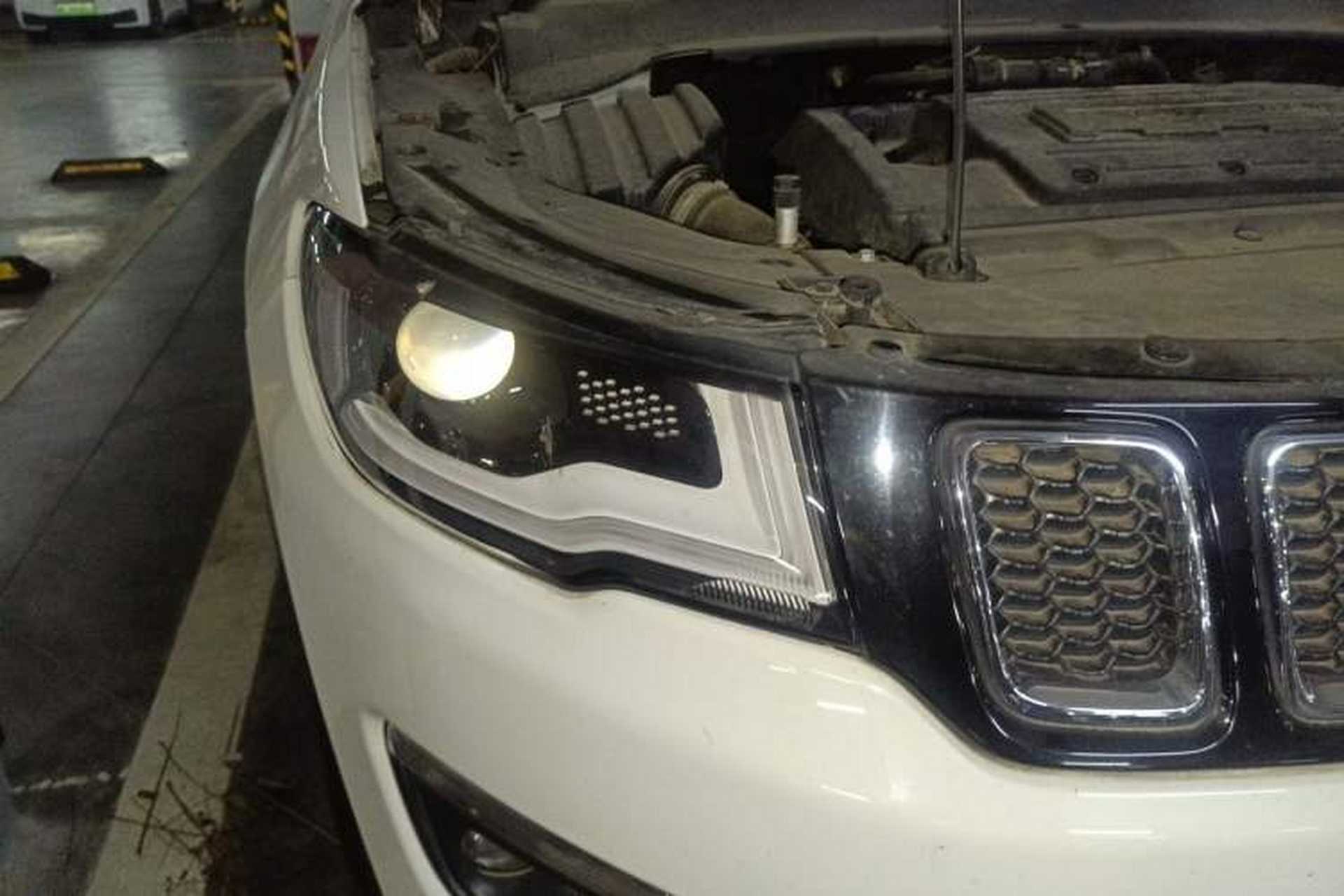 Used Jeep Compass 2017 200T Automatic Family Edition Right Front Headlight