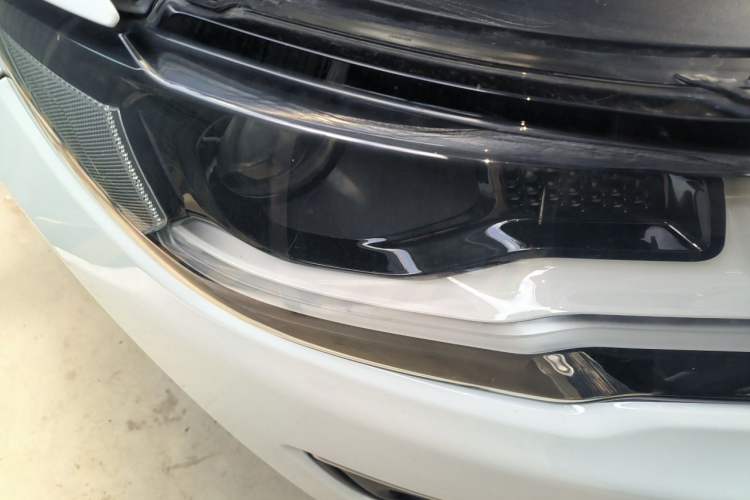 Used Jeep Compass 2017 200T Automatic Family Edition Right Front Headlight