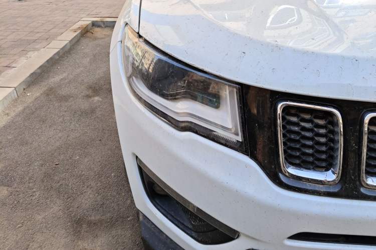 Used Jeep Compass 2017 200T Manual Enjoy Edition Right Front Headlight