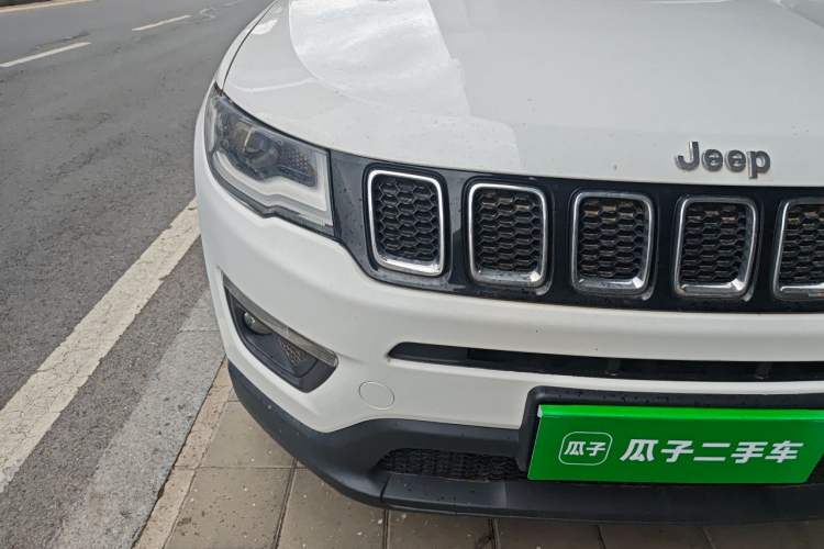 Used Jeep Compass 2017 200T Automatic Enjoyment Version Right Front Headlight