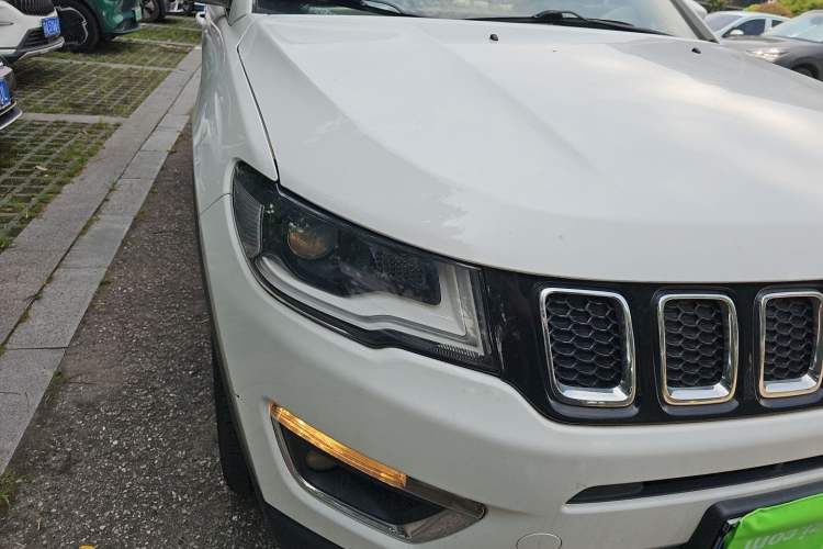 Used Jeep Compass 2017 200T Automatic Prestige Edition Right Front Headlight