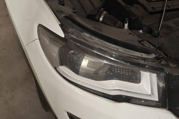 Used Jeep Compass 2017 200T Automatic Family Edition Right Front Headlight