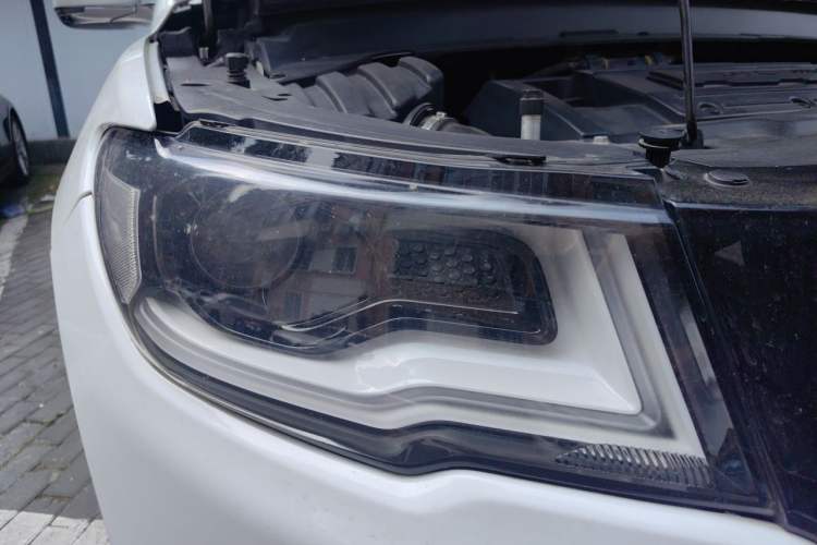 Used Jeep Compass 2017 200T Automatic Prestige Edition Right Front Headlight