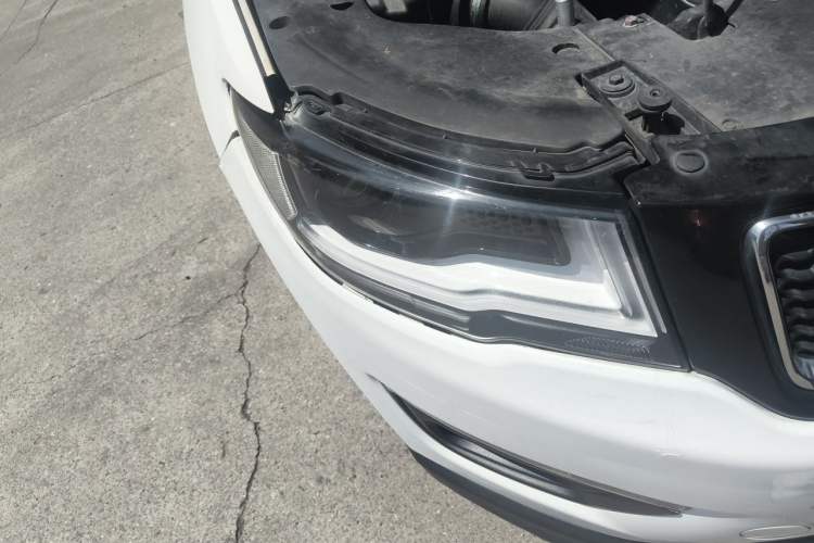 Used Jeep Compass 2017 200T Automatic Family Edition Right Front Headlight