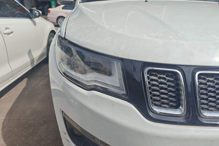 Used Jeep Compass 2017 200T Automatic Family Edition Right Front Headlight