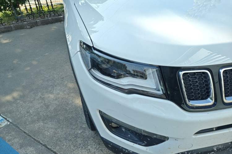Used Jeep Compass 2017 200T Automatic Enjoyment Edition Right Front Headlight