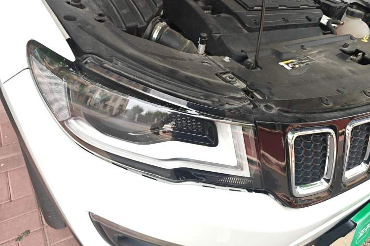 Used Jeep Compass 2017 200T Automatic Family Edition Right Front Headlight