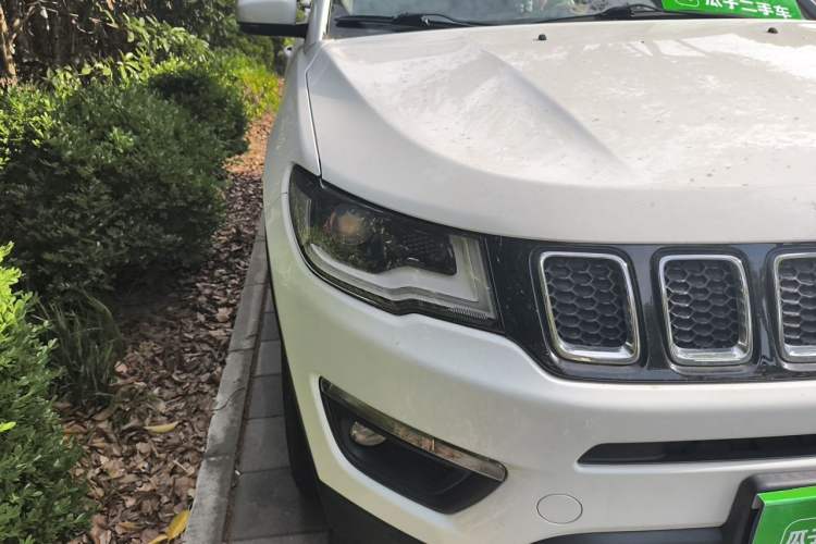 Used Jeep Compass 2017 200T Automatic Family Edition Right Front Headlight
