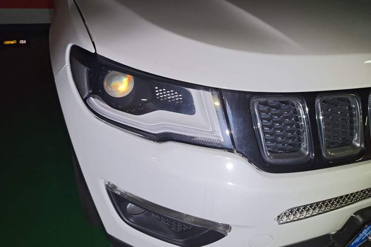 Used Jeep Compass 2017 200T Automatic Family Edition Right Front Headlight