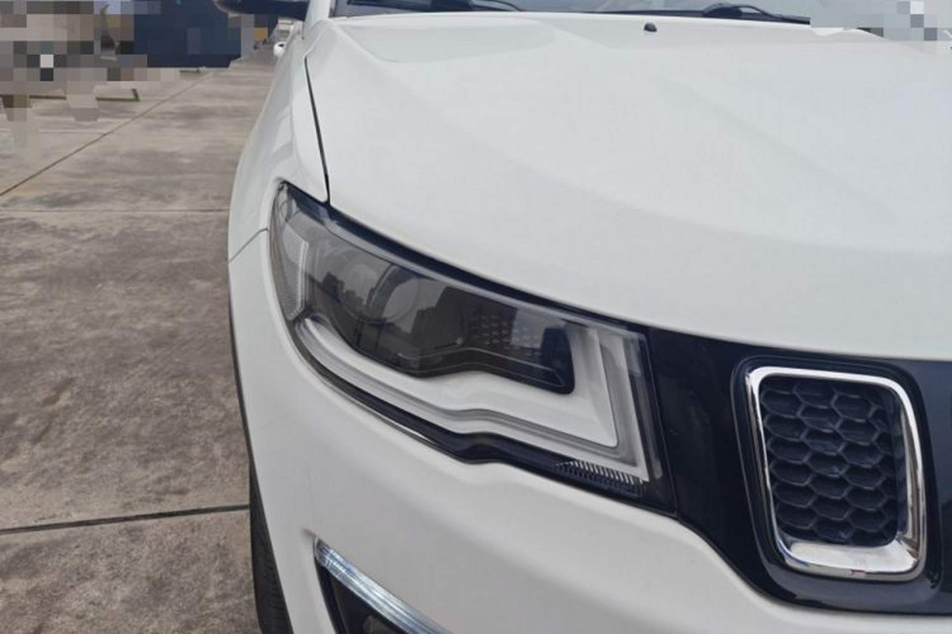 Used Jeep Compass 2017 200T Automatic Family Edition Right Front Headlight