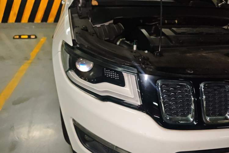 Used Jeep Compass 2017 200T Automatic Family Edition Right Front Headlight