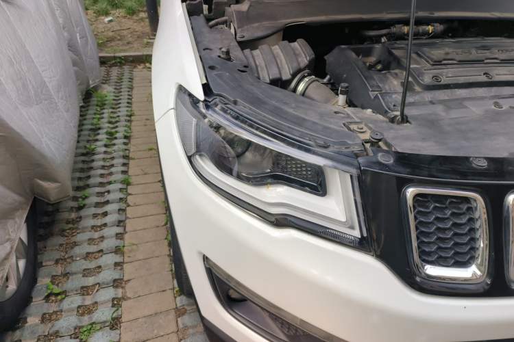 Used Jeep Compass 2017 200T Automatic Family Edition Right Front Headlight