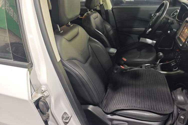 Used Jeep Compass 2017 200T Automatic Family Edition Right Front Seat