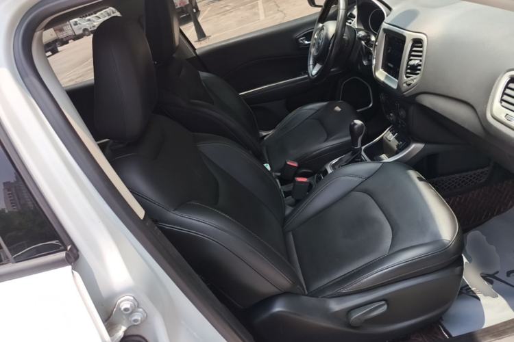 Used Jeep Compass 2017 200T Automatic Family Edition Right Front Seat