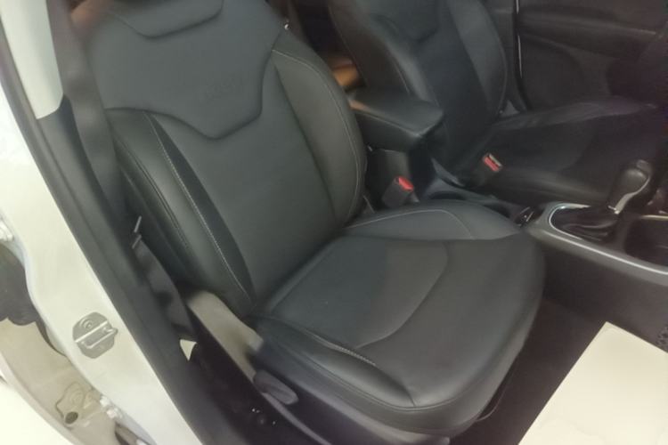 Used Jeep Compass 2017 200T Automatic Family Edition Right Front Seat