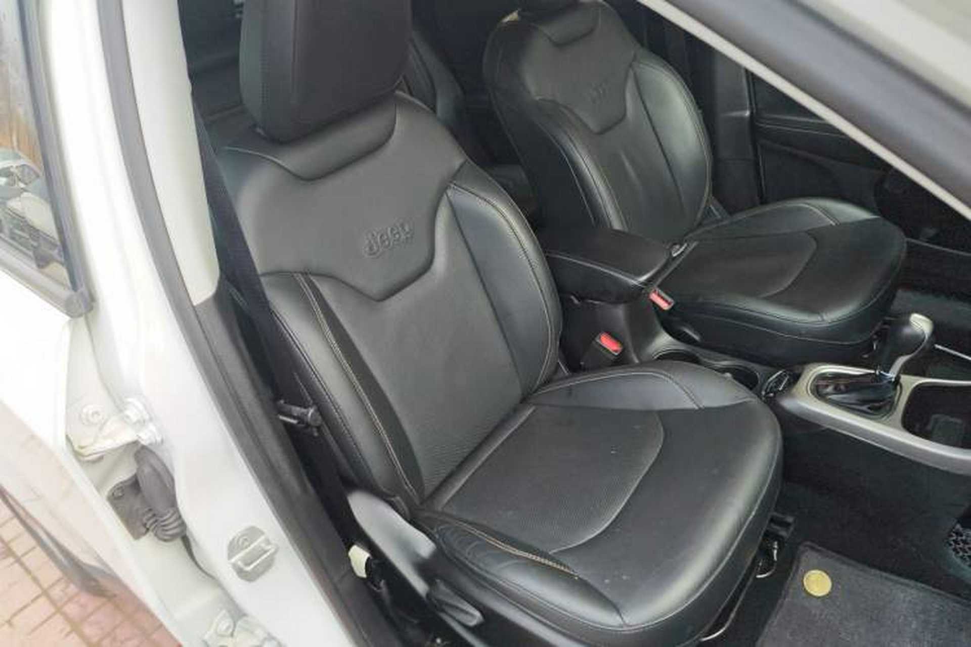 Used Jeep Compass 2017 200T Automatic Family Edition Right Front Seat