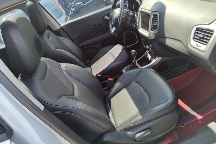 Used Jeep Compass 2017 200T Automatic Family Edition Right Front Seat