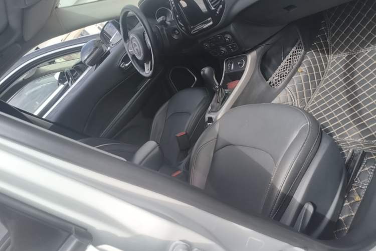 Used Jeep Compass 2017 200T Automatic Family Edition Right Front Seat