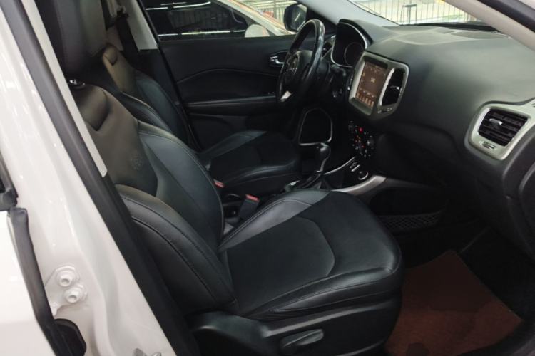 Used Jeep Compass 2017 200T Automatic Family Edition Right Front Seat