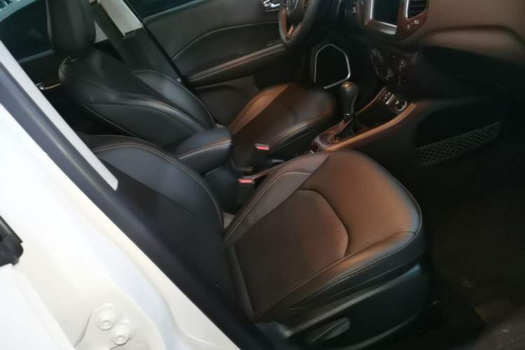Used Jeep Compass 2017 200T Automatic Family Edition Right Front Seat