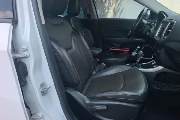 Used Jeep Compass 2017 200T Automatic Family Edition Right Front Seat