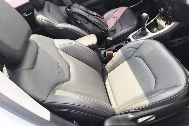 Used Jeep Compass 2017 200T Automatic Family Edition Right Front Seat