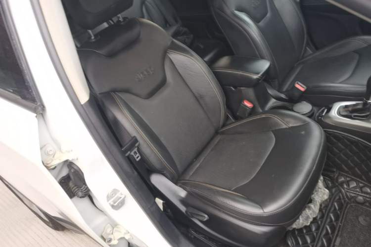 Used Jeep Compass 2017 200T Automatic Family Edition Right Front Seat