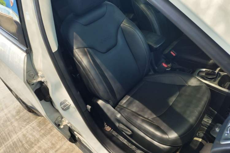Used Jeep Compass 2017 200T Automatic Family Edition Right Front Seat