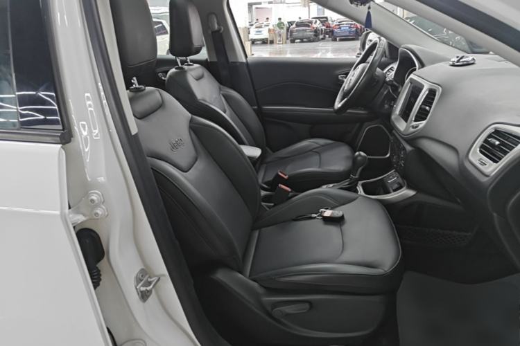 Used Jeep Compass 2017 200T Automatic Family Edition Right Front Seat