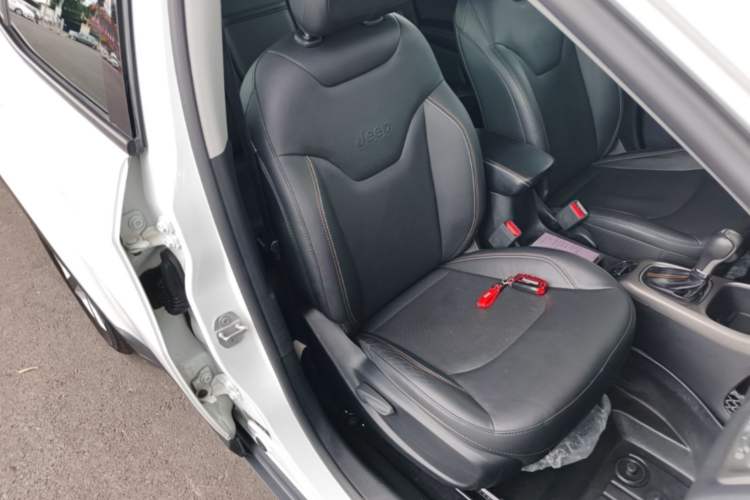 Used Jeep Compass 2017 200T Automatic Family Edition Right Front Seat