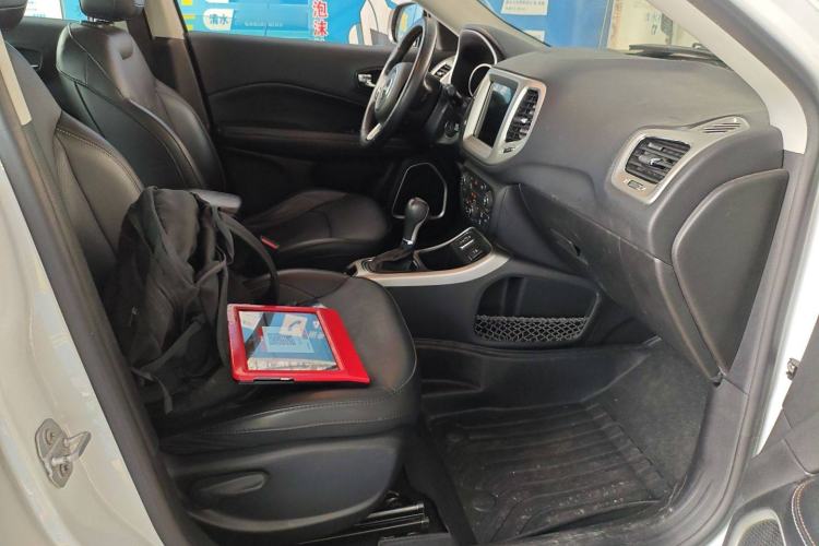Used Jeep Compass 2017 200T Automatic Family Edition Right Front Seat