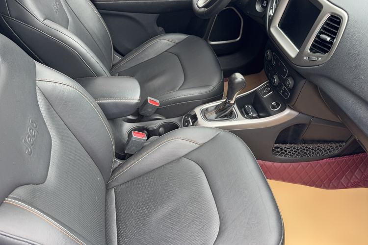 Used Jeep Compass 2017 200T Automatic Family Edition Right Front Seat