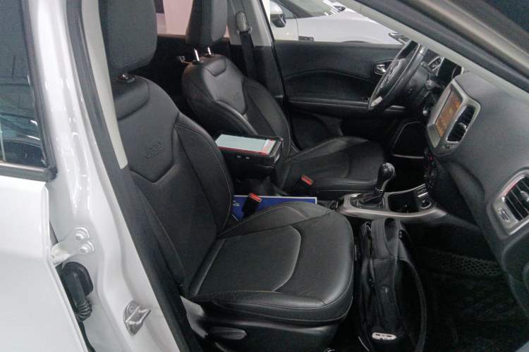 Used Jeep Compass 2017 200T Automatic Family Edition Right Front Seat