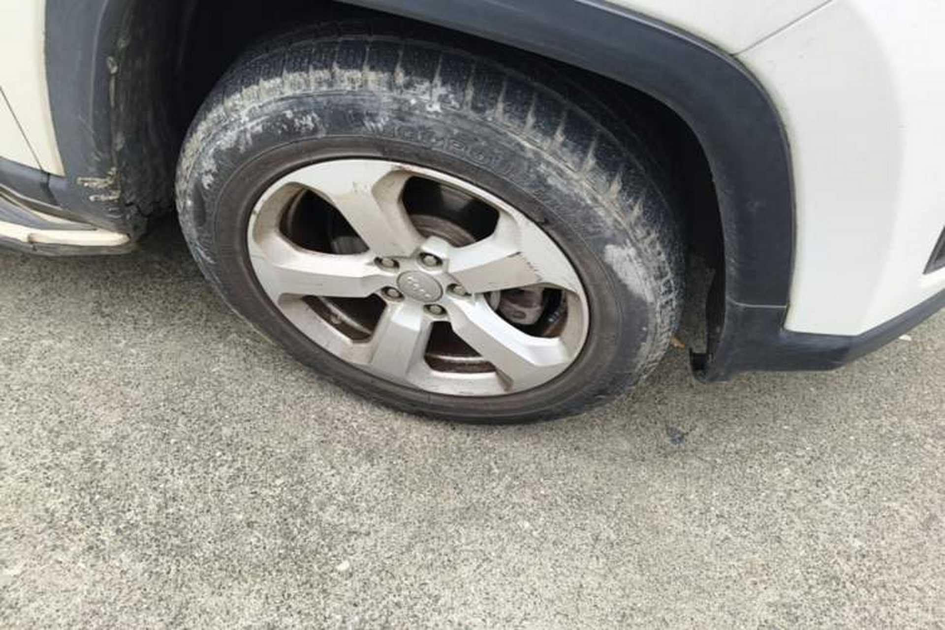 Used Jeep Compass 2017 200T Automatic Family Edition Right Front Wheel Hub